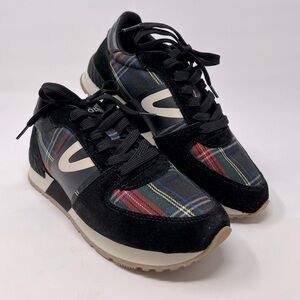 EUC Loyola 2 Sneakers by Tretorn - Size 7.5